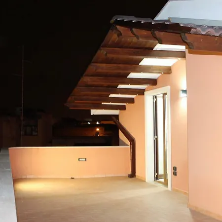 Bed & Breakfast L'angolo Di Pietra *